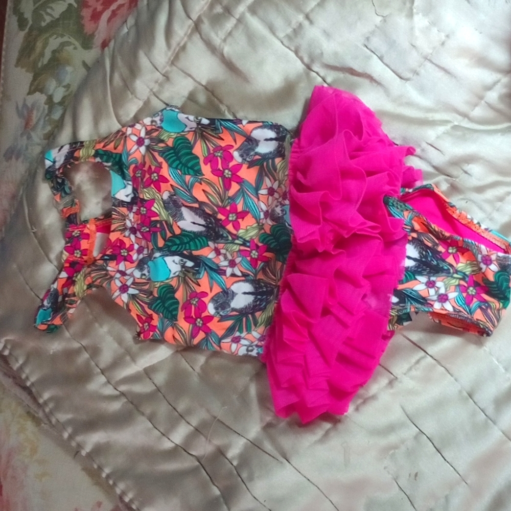 Adorable parakeet Cat and Jack tropical girls one piece swimsuit with tutu 3T